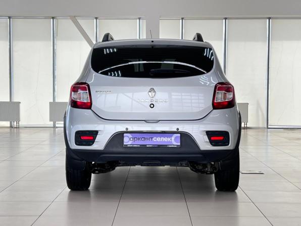 Renault Sandero II Рестайлинг с пробегом 2019 года, цена 1 230 000 рублей, 92000 км, хэтчбек, Автокод Объявления