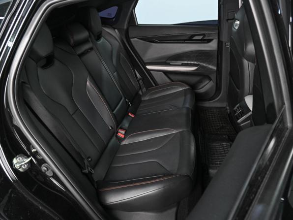 Changan UNI-V I с пробегом 2023 года, цена 2 379 000 рублей, 40024 км, лифтбек, Автокод Объявления