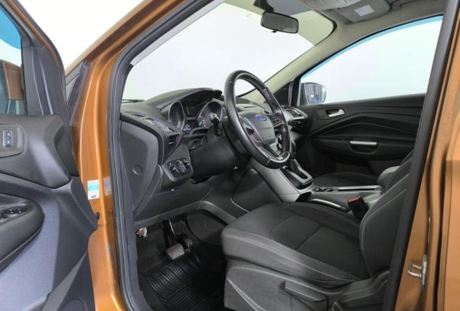 Ford Kuga II Рестайлинг с пробегом 2017 года, цена 1 750 000 рублей, 112215 км, внедорожник, Автокод Объявления