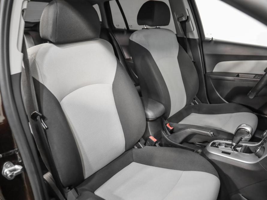 Chevrolet Cruze I Рестайлинг Санкт-Петербург  - изображение 19