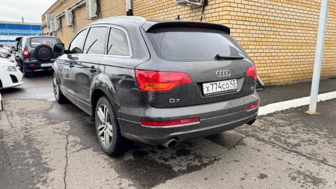 Audi Q7 I (4L) с пробегом 2007 года, цена 800 000 рублей, 266444 км, внедорожник, Автокод Объявления