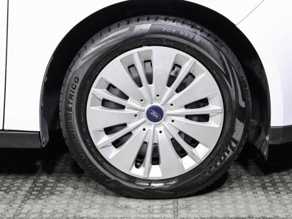 Ford Focus III Рестайлинг с пробегом 2017 года, цена 1 198 000 рублей, 62464 км, хэтчбек, Автокод Объявления