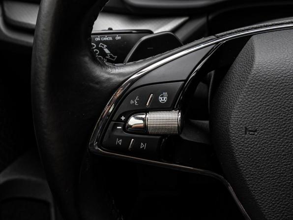 Skoda Octavia IV (A8) с пробегом 2021 года, цена 2 270 000 рублей, 124022 км, лифтбек, Автокод Объявления