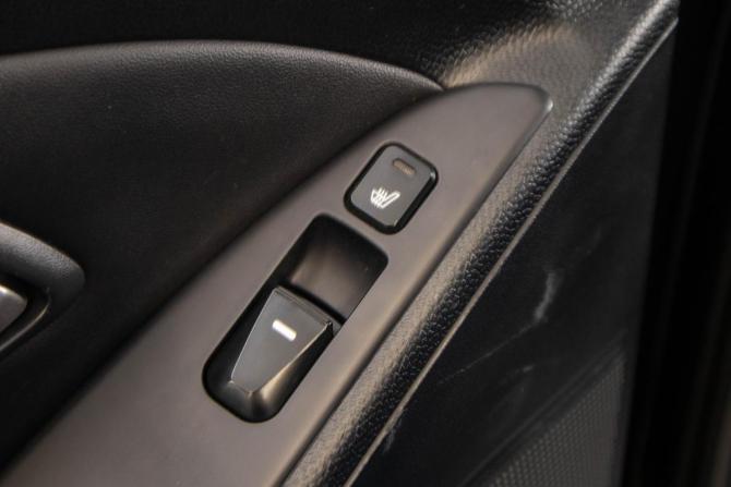 Hyundai ix35 I с пробегом 2011 года, цена 1 299 000 рублей, 216000 км, внедорожник, Автокод Объявления