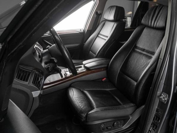 BMW X5 II (E70) Рестайлинг с пробегом 2010 года, цена 1 899 000 рублей, 250940 км, внедорожник, Автокод Объявления