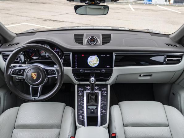 Porsche Macan I Рестайлинг с пробегом 2019 года, цена 4 702 500 рублей, 89002 км, внедорожник, Автокод Объявления