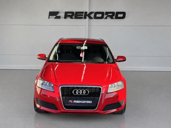 Audi A3 II (8P) Рестайлинг 2 с пробегом 2010 года, цена 949 000 рублей, 180264 км, хэтчбек, Автокод Объявления