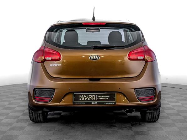 Kia Ceed II Рестайлинг с пробегом 2016 года, цена 1 330 000 рублей, 130830 км, хэтчбек, Автокод Объявления