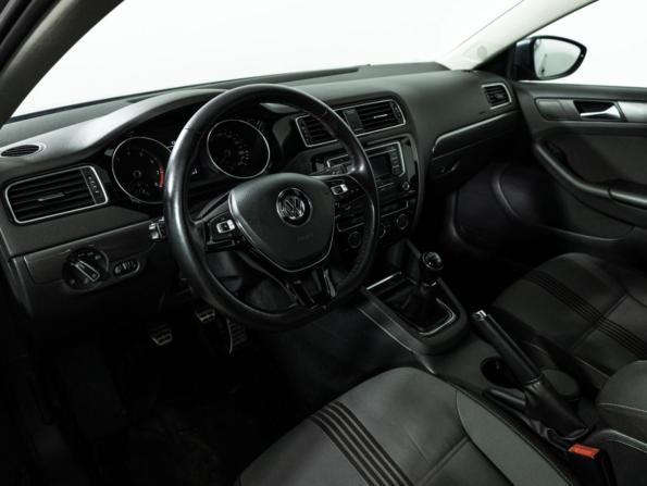 Volkswagen Jetta VI Рестайлинг с пробегом 2016 года, цена 1 394 777 рублей, 130001 км, седан, Автокод Объявления