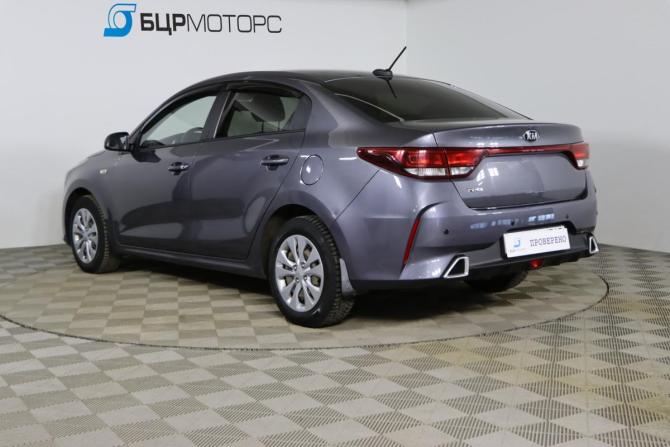Kia Rio IV Рестайлинг с пробегом 2021 года, цена 1 429 990 рублей, 141221 км, седан, Автокод Объявления