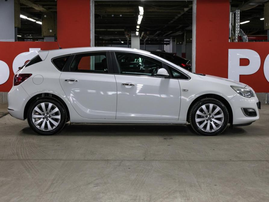 Opel Astra J Рестайлинг Москва  - изображение 4