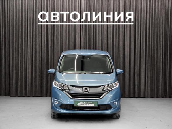Honda Freed II с пробегом 2017 года, цена 1 350 000 рублей, 151023 км, компактвэн, Автокод Объявления