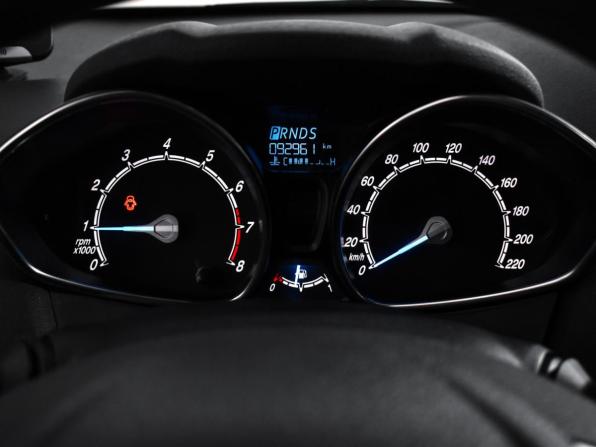 Ford Fiesta Mk6 Рестайлинг с пробегом 2017 года, цена 785 000 рублей, 92959 км, хэтчбек, Автокод Объявления