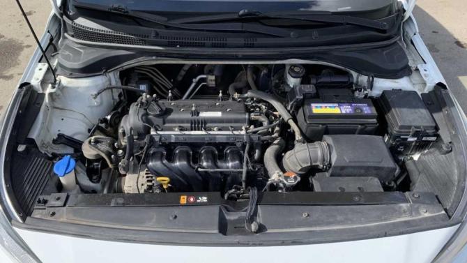 Hyundai Solaris I Рестайлинг с пробегом 2017 года, цена 1 050 000 рублей, 184669 км, седан, Автокод Объявления