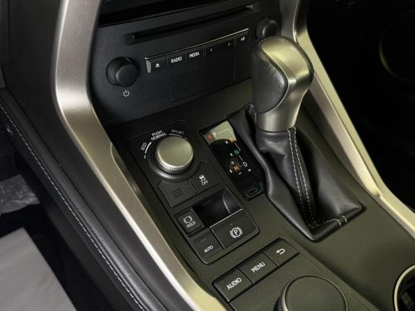 Lexus NX I с пробегом 2016 года, цена 3 150 000 рублей, 61583 км, внедорожник, Автокод Объявления