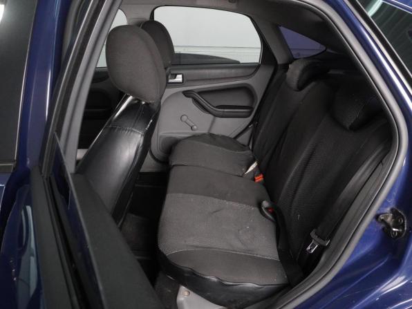 Ford Focus II Рестайлинг с пробегом 2010 года, цена 549 000 рублей, 150851 км, хэтчбек, Автокод Объявления