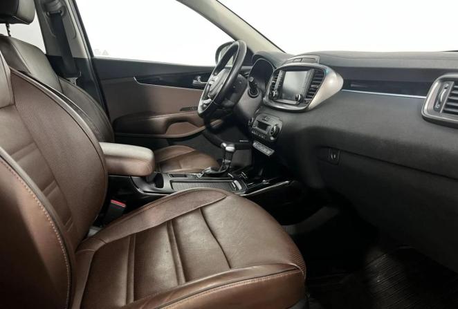 Kia Sorento II Рестайлинг с пробегом 2018 года, цена 2 150 000 рублей, 279345 км, внедорожник, Автокод Объявления