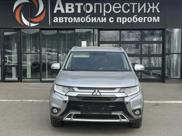 Mitsubishi Outlander III Рестайлинг 3 с пробегом 2018 года, цена 1 990 000 рублей, 92428 км, внедорожник, Автокод Объявления
