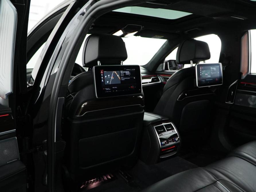 BMW 7 серии VI (G11/G12) Рестайлинг Москва  - изображение 12