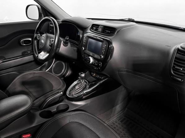 Kia Soul II Рестайлинг с пробегом 2018 года, цена 1 549 000 рублей, 132350 км, хэтчбек, Автокод Объявления