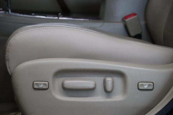 Toyota Highlander II (XU40) Рестайлинг с пробегом 2011 года, цена 2 085 850 рублей, 187291 км, внедорожник, Автокод Объявления