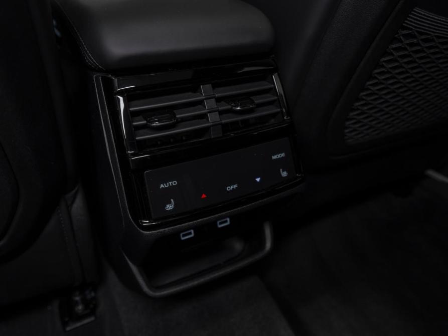 Geely Monjaro I Москва  - изображение 15