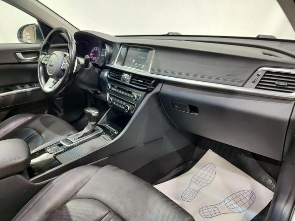 Kia Optima IV Рестайлинг с пробегом 2018 года, цена 1 800 000 рублей, 203000 км, седан, Автокод Объявления