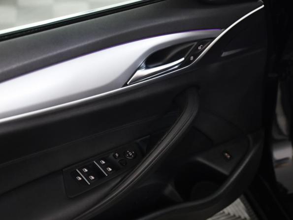 BMW 5 серии VII (G30/G31/G38) с пробегом 2017 года, цена 2 175 000 рублей, 248700 км, седан, Автокод Объявления