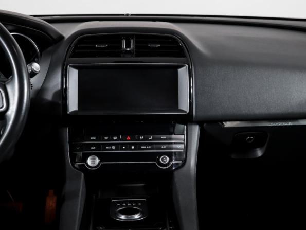 Jaguar F-Pace I Рестайлинг с пробегом 2020 года, цена 3 861 000 рублей, 100000 км, внедорожник, Автокод Объявления