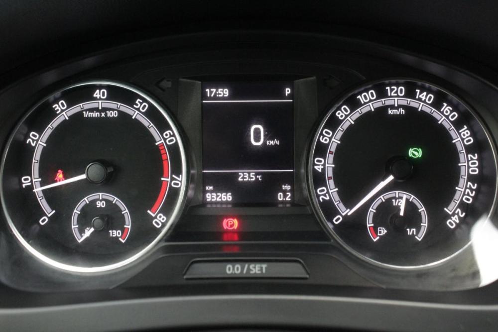 Skoda Rapid I Рестайлинг Брянск  - изображение 12