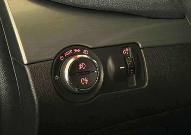 Opel Mokka I с пробегом 2015 года, цена 1 330 000 рублей, 111531 км, внедорожник, Автокод Объявления