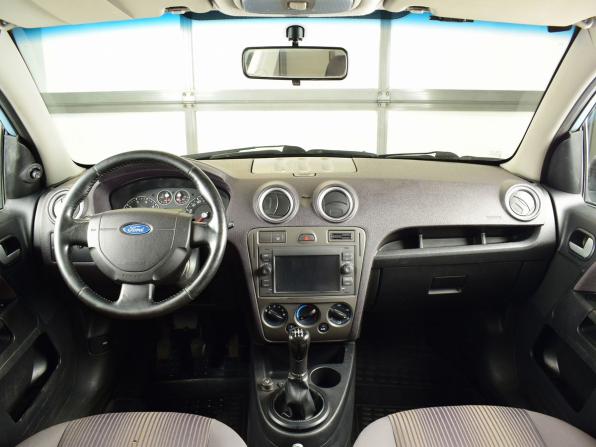 Ford Fusion I Рестайлинг с пробегом 2008 года, цена 415 999 рублей, 229980 км, хэтчбек, Автокод Объявления