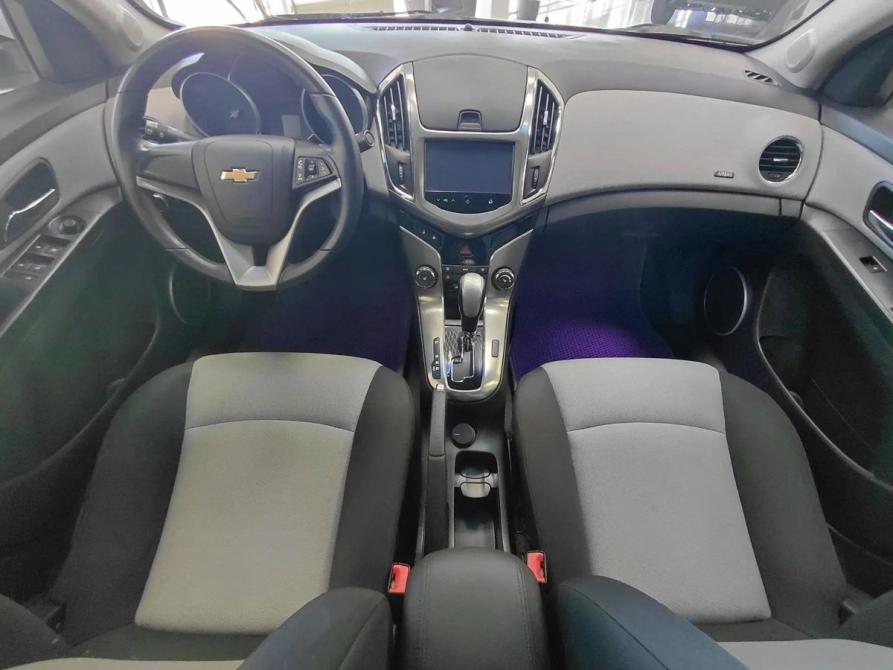 Chevrolet Cruze I Рестайлинг Москва  - изображение 11