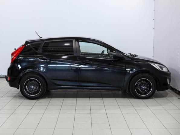 Hyundai Solaris I с пробегом 2013 года, цена 829 000 рублей, 128413 км, хэтчбек, Автокод Объявления