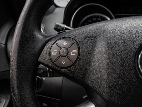 Mercedes-Benz GL-Класс I (X164) Рестайлинг с пробегом 2012 года, цена 1 970 000 рублей, 324745 км, внедорожник, Автокод Объявления