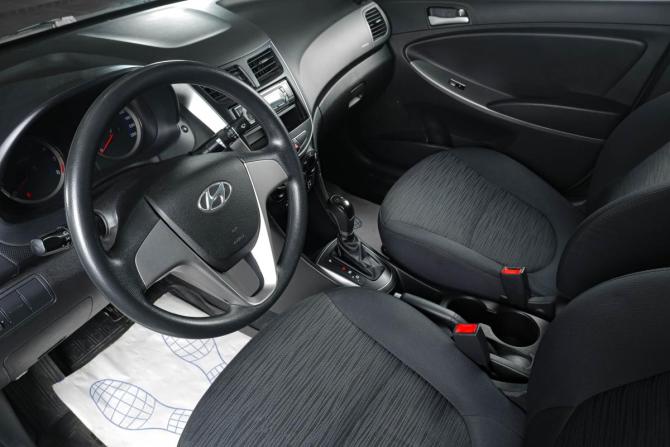 Hyundai Solaris I с пробегом 2014 года, цена 969 000 рублей, 142855 км, седан, Автокод Объявления