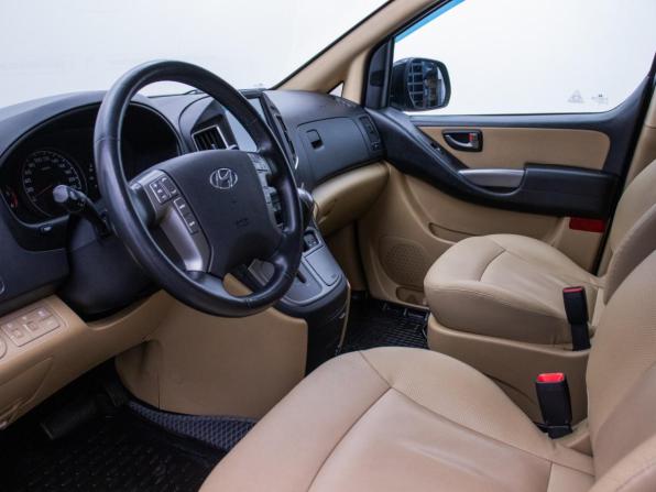 Hyundai H-1 II Рестайлинг 2 с пробегом 2018 года, цена 3 258 000 рублей, 87500 км, минивэн, Автокод Объявления