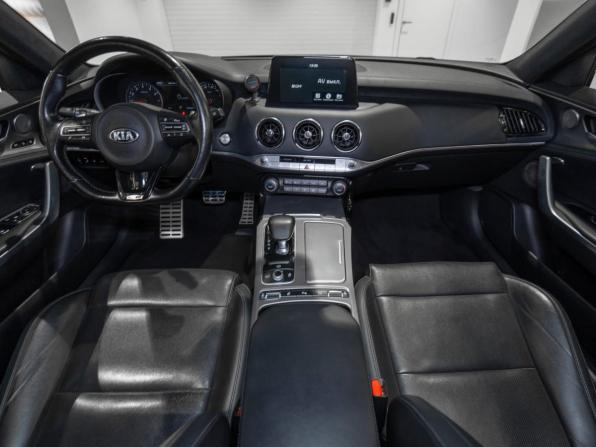 Kia Stinger I с пробегом 2019 года, цена 2 460 000 рублей, 124582 км, лифтбек, Автокод Объявления