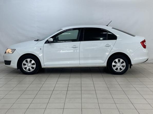 Skoda Rapid I с пробегом 2015 года, цена 949 000 рублей, 168053 км, лифтбек, Автокод Объявления