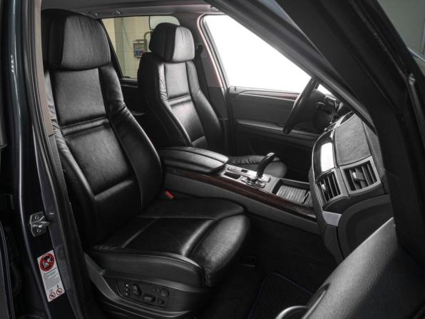 BMW X5 II (E70) Рестайлинг с пробегом 2013 года, цена 2 100 000 рублей, 218444 км, внедорожник, Автокод Объявления