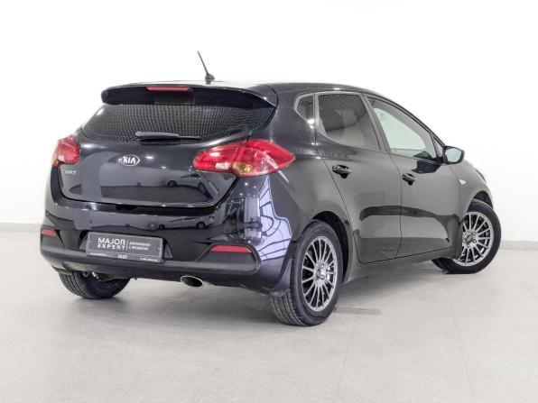 Kia Ceed II с пробегом 2015 года, цена 1 199 000 рублей, 131365 км, хэтчбек, Автокод Объявления