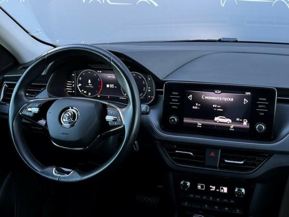 Skoda Rapid II с пробегом 2022 года, цена 1 996 400 рублей, 45420 км, лифтбек, Автокод Объявления