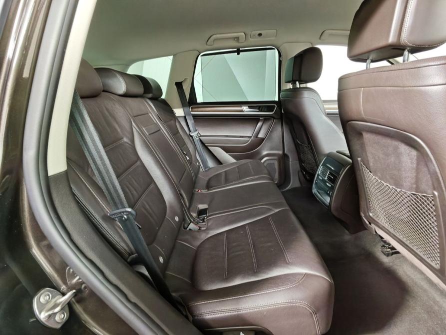 Volkswagen Touareg II Рестайлинг Москва  - изображение 16