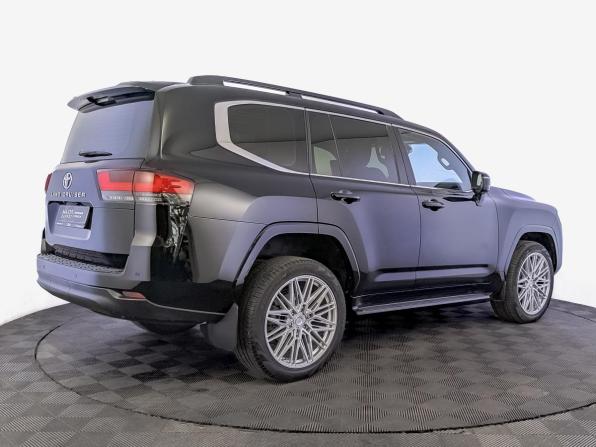Toyota Land Cruiser 300 Series с пробегом 2022 года, цена 9 990 000 рублей, 57894 км, внедорожник, Автокод Объявления
