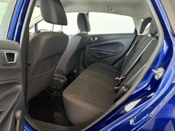 Ford Fiesta Mk6 Рестайлинг с пробегом 2015 года, цена 844 000 рублей, 105027 км, хэтчбек, Автокод Объявления