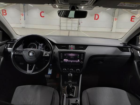 Skoda Octavia III (A7) Рестайлинг с пробегом 2017 года, цена 1 885 000 рублей, 154868 км, лифтбек, Автокод Объявления