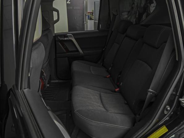 Toyota Land Cruiser Prado 150 Series Рестайлинг 1 с пробегом 2014 года, цена 2 620 000 рублей, 442111 км, внедорожник, Автокод Объявления