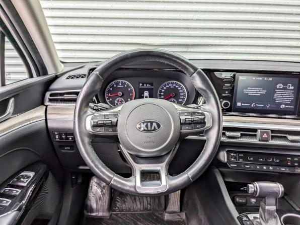 Kia K5 III с пробегом 2021 года, цена 2 650 000 рублей, 90123 км, седан, Автокод Объявления