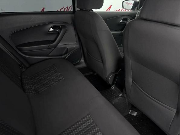 Volkswagen Polo V Рестайлинг с пробегом 2019 года, цена 1 299 000 рублей, 85098 км, седан, Автокод Объявления
