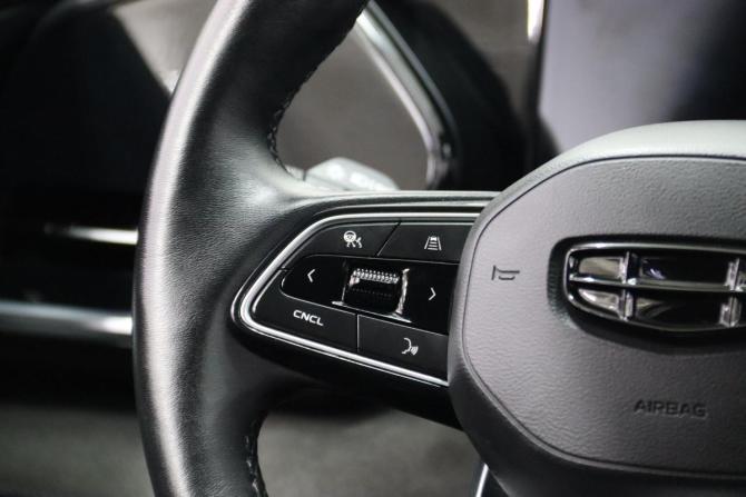 Geely Monjaro I с пробегом 2024 года, цена 3 595 950 рублей, 45470 км, внедорожник, Автокод Объявления